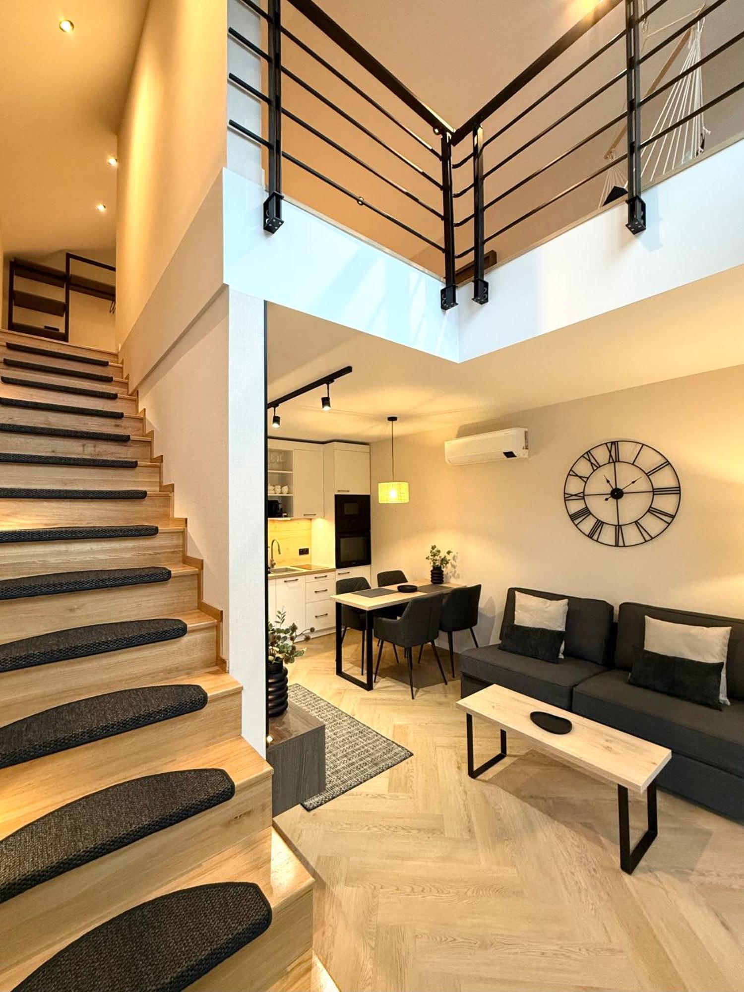 Triumph Ferienhaeuser & Apartments Rangsdorf Extérieur photo